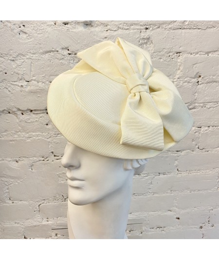 Ivory Bengaline with Bow Fascinator