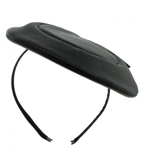 lr34-leather-beret-headpiece-trimmed-with-patent-leather