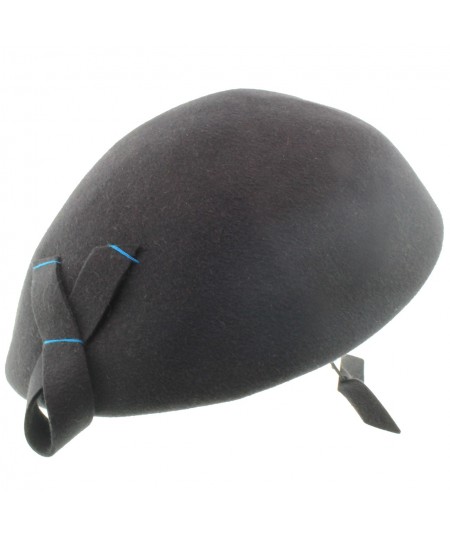 ht375-beret-with-loop-and-colored-stitch-trim
